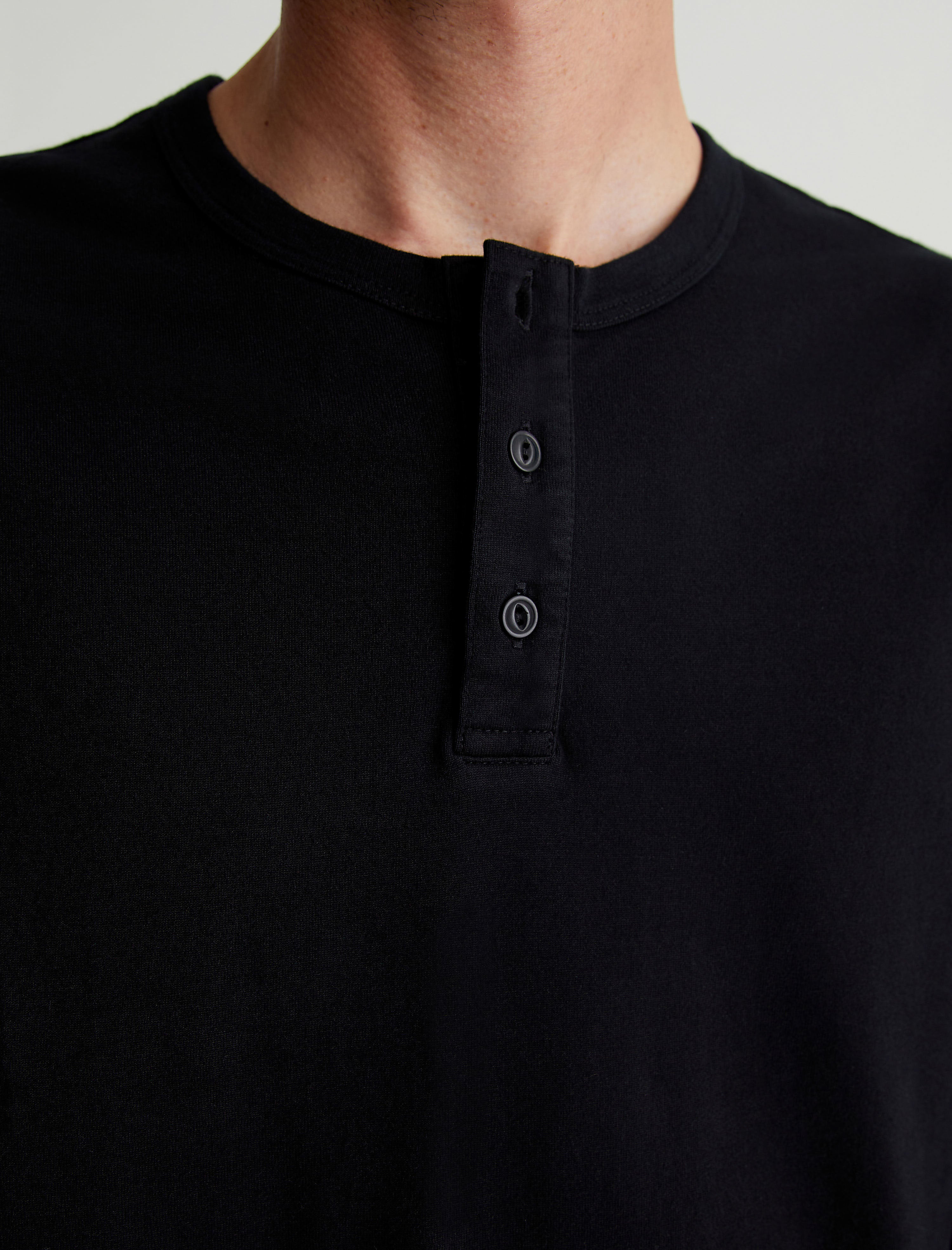 Bryce Long Sleeve Henley